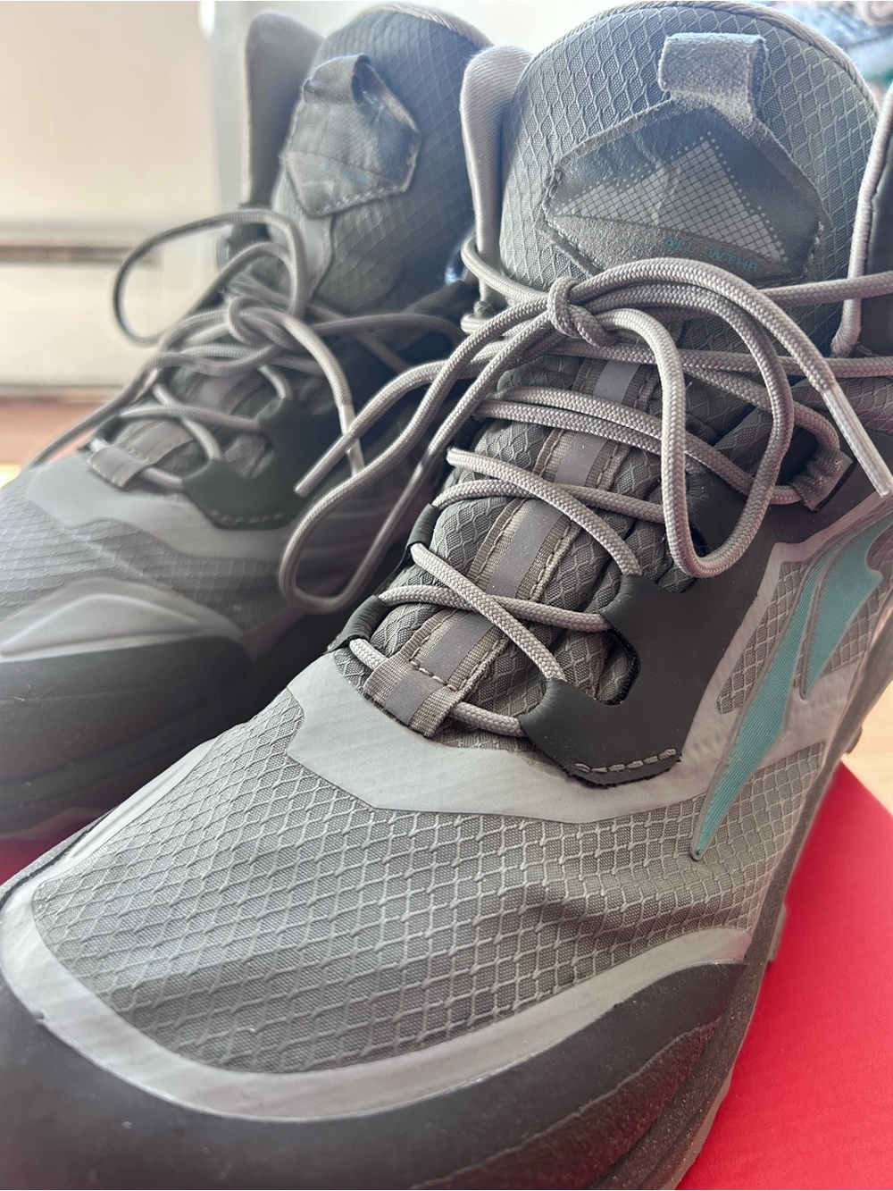 Women’s ALTRA lone peak all weather hiking boots - Size 10